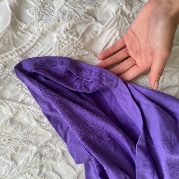 Fabletics workout tank top - Picture 4 of 5